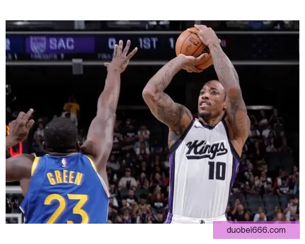 德罗赞集锦nba，炸裂表现燃爆赛场不容错过！ 